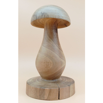 Grzyb z orzecha włoskiego szer.7,9cm/wys.14cm