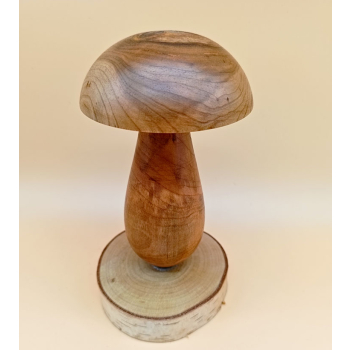 Grzyb wykonanay z brzozy i czereśni szer.10cm/wys.17,5cm