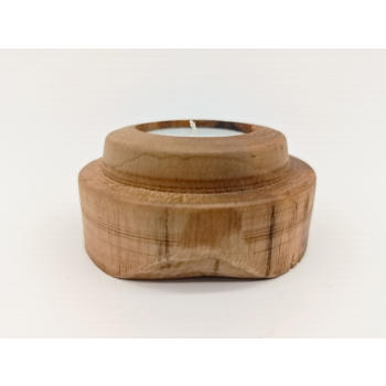 Plaster z orzecha włoskiego dł.7,8cm/wys.4cm
