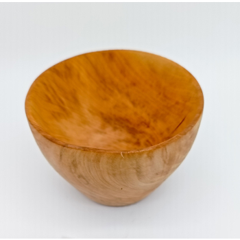 Misa z kasztana wys.11,8cm wys.8,7cm