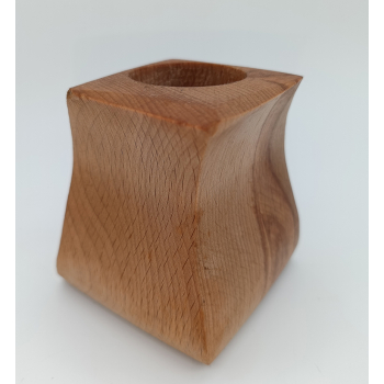 Drewniany pojemnik szer.8,5cm/wys.10cm/dł.8,5cm