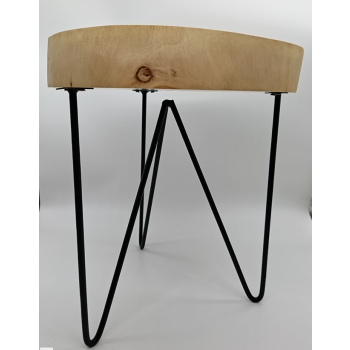 Stolik kawowy z orzecha włoskiego szer.30,5cm/wys.33,5cm /dł.26,5cm
