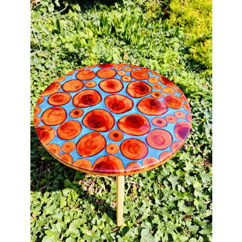 Stolik kawowy plastry drewniane zalewane żywicą epoksydową średnica 38,5cm/wys.41,5cm