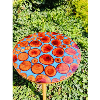 Stolik kawowy plastry drewniane zalewane żywicą epoksydową średnica 38,5cm/wys.41,5cm