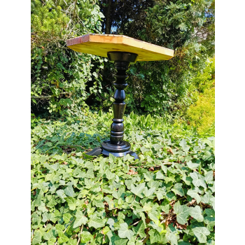 Stolik kawowy, plastry drewniane zalewane żywicą epoksydową dł.39,5cm/szer.30cm/wys.47cm
