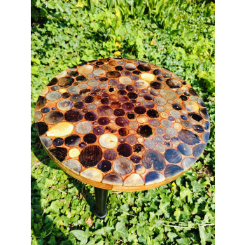 Stolik kawowy plastry drewniane zalewane żywicą epoksydową średnica 37,5cm/wys.42,5cm