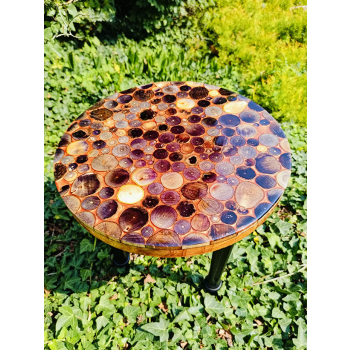 Stolik kawowy plastry drewniane zalewane żywicą epoksydową średnica 37,5cm/wys.42,5cm
