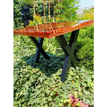 Stolik kawowy, plastry drewniane zalewane żywicą epoksydową dł.57,5cm/szer.47,5cm/wys.43,5cm