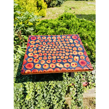 Stolik kawowy, plastry drewniane zalewane żywicą epoksydową dł.57,5cm/szer.47,5cm/wys.43,5cm