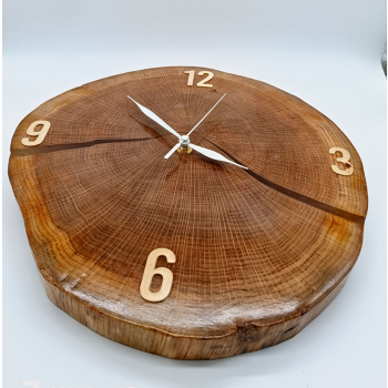 Zegar Z plastra dębu dł.34cm/szer.31cm/ wys.3cm