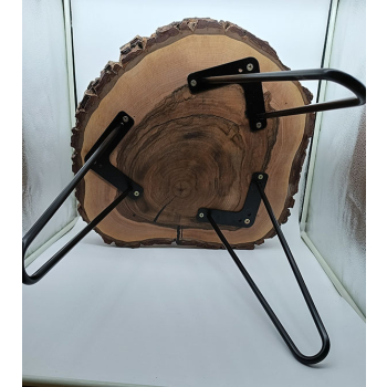 Stolik kawowy drewno orech włoski dł.50cm / szer.46cm / wys.48cm